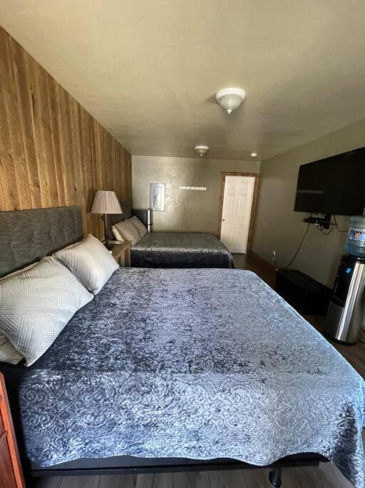 Parkway Yellowstone Guest House Room #2 Гардинър Екстериор снимка
