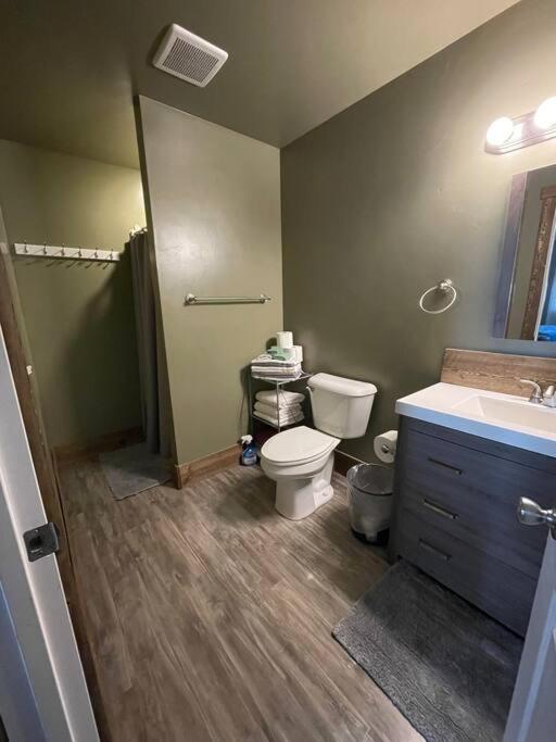 Parkway Yellowstone Guest House Room #2 Гардинър Екстериор снимка