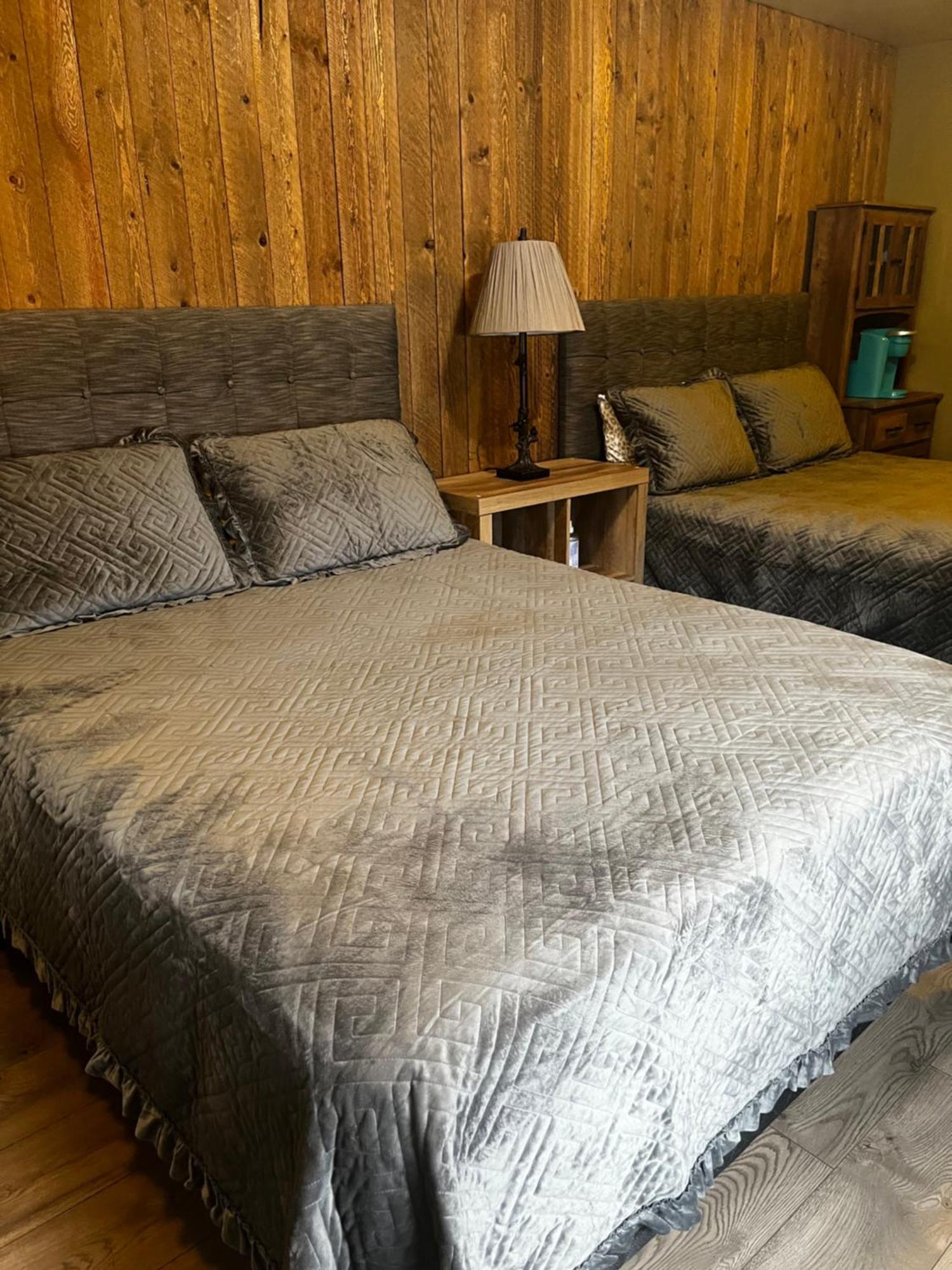 Parkway Yellowstone Guest House Room #2 Гардинър Екстериор снимка