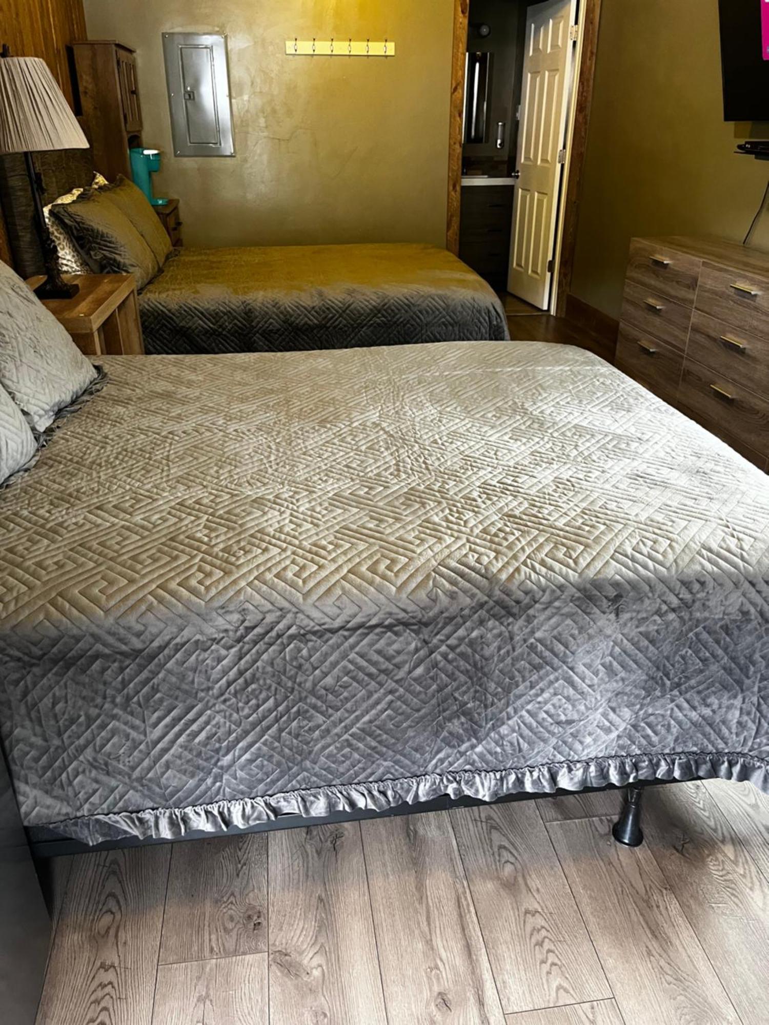 Parkway Yellowstone Guest House Room #2 Гардинър Екстериор снимка
